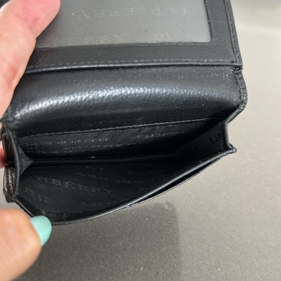 Burberry Pre Loved Card Wallet in great condition. Check pic and ask questions. - Picture 7 of 11